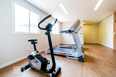 Apartamento à venda com 47m², 2 quartos e 1 vaga Apartamento à venda com 47m², 2 quartos e 1 vagaÁrea Comum - Academia