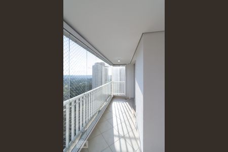 Varanda de apartamento à venda com 3 quartos, 149m² em Jardim Taquaral, São Paulo