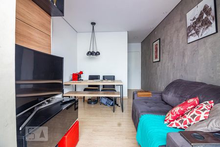 Sala  de apartamento à venda com 2 quartos, 50m² em Jardim Celeste, São Paulo