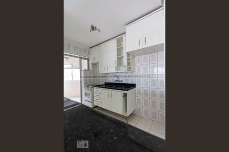 Apartamento para alugar com 70m², 2 quartos e 1 vagaCozinha