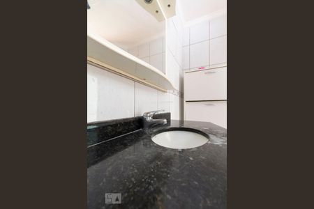 Banheiro Social de apartamento para alugar com 2 quartos, 70m² em Jardim Oriental, São Paulo