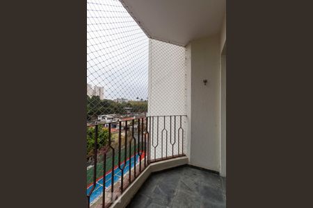 varanda de apartamento para alugar com 2 quartos, 70m² em Jardim Oriental, São Paulo