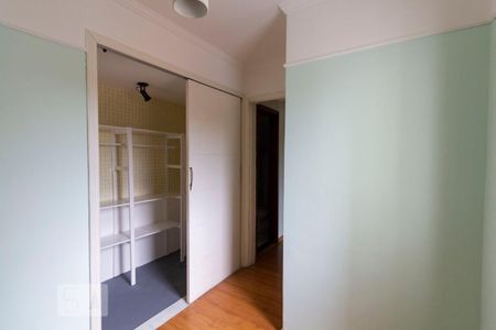Quarto 2 de apartamento para alugar com 2 quartos, 70m² em Jardim Oriental, São Paulo