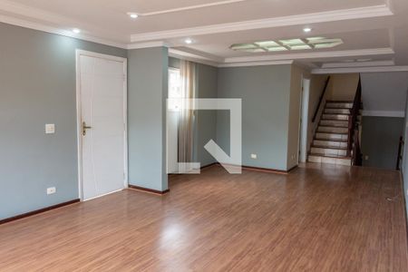 Sala de casa para alugar com 4 quartos, 250m² em Jaguaré, São Paulo