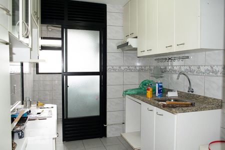 Apartamento para alugar com 65m², 3 quartos e 1 vagaCOZINHA