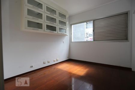 Suite 1 de apartamento para alugar com 3 quartos, 180m² em Higienópolis, São Paulo