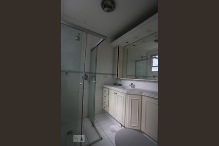 Apartamento para alugar com 180m², 3 quartos e 3 vagas Apartamento para alugar com 180m², 3 quartos e 3 vagasBanheiro Suite 1