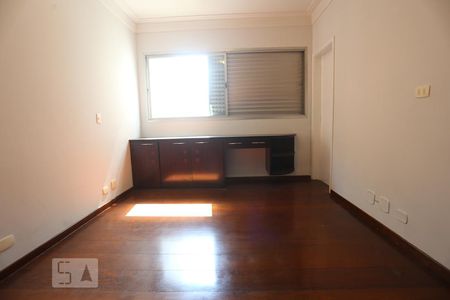 Apartamento para alugar com 180m², 3 quartos e 3 vagas Apartamento para alugar com 180m², 3 quartos e 3 vagasSuite 3
