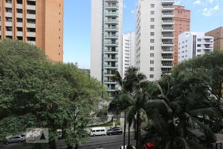 Vista da Varanda de apartamento para alugar com 3 quartos, 180m² em Higienópolis, São Paulo