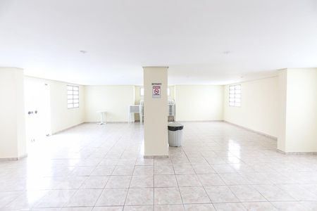 Apartamento à venda com 49m², 2 quartos e 1 vaga Apartamento à venda com 49m², 2 quartos e 1 vagaSalão de Festas