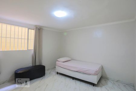 Quarto e Sala de kitnet/studio para alugar com 1 quarto, 24m² em Ipiranga, São Paulo