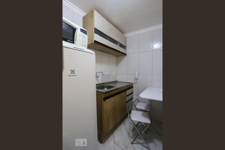 Cozinha de kitnet/studio para alugar com 1 quarto, 24m² em Ipiranga, São Paulo