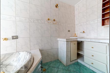 Casa à venda com 215m², 3 quartos e 5 vagasBanheiro da Suíte