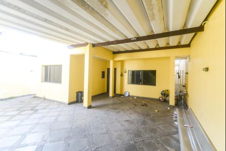 Garagem de casa à venda com 3 quartos, 400m² em Vila Alpina, São Paulo