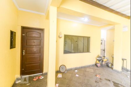 Garagem de casa à venda com 3 quartos, 400m² em Vila Alpina, São Paulo