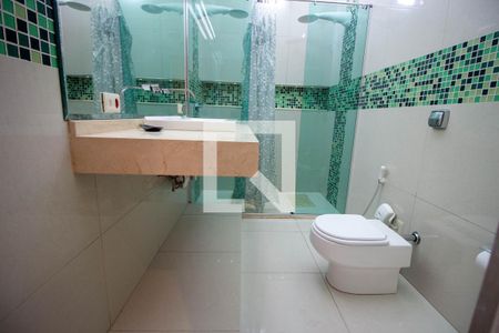 Casa para alugar com 165m², 3 quartos e 3 vagasBanheiro