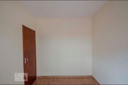 Quarto 1 de casa para alugar com 2 quartos, 75m² em São Cristóvão, Rio de Janeiro