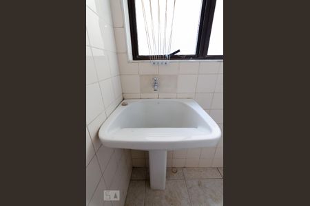 Lavanderia de apartamento para alugar com 2 quartos, 70m² em Bosque, Campinas