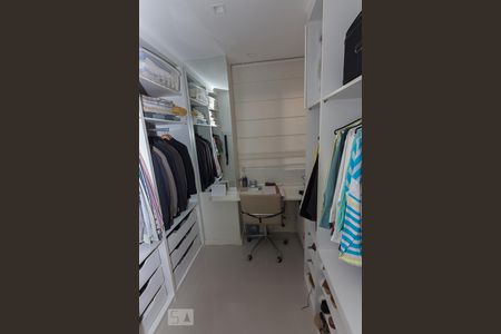 Apartamento para alugar com 88m², 2 quartos e 2 vagas Apartamento para alugar com 88m², 2 quartos e 2 vagasCloset