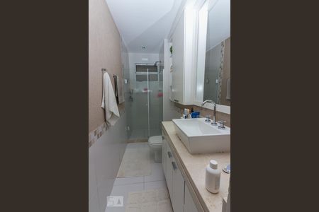 Apartamento para alugar com 88m², 2 quartos e 2 vagas Apartamento para alugar com 88m², 2 quartos e 2 vagasBanheiro da Suite