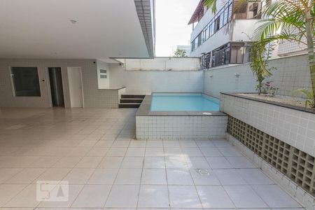 Apartamento para alugar com 88m², 2 quartos e 2 vagas Apartamento para alugar com 88m², 2 quartos e 2 vagasPiscina - Área Comum