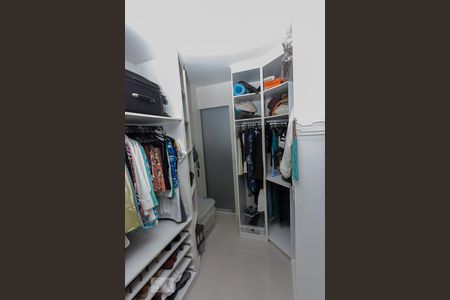 Apartamento para alugar com 88m², 2 quartos e 2 vagas Apartamento para alugar com 88m², 2 quartos e 2 vagasCloset