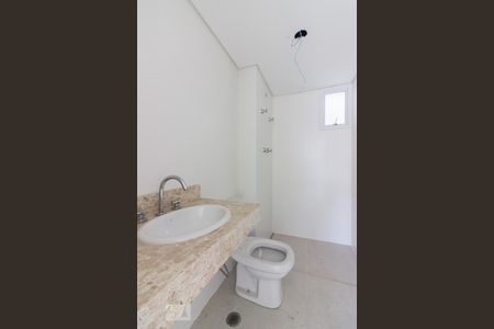 Banheiro de apartamento para alugar com 3 quartos, 178m² em Água Fria, São Paulo