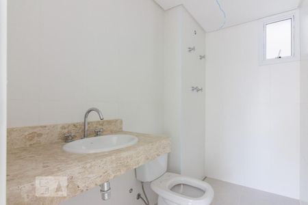 Banheiro de apartamento para alugar com 3 quartos, 178m² em Água Fria, São Paulo