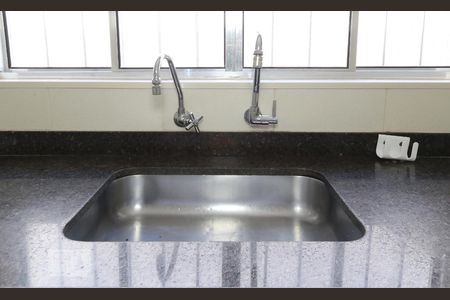 Casa à venda com 180m², 3 quartos e 3 vagasCozinha