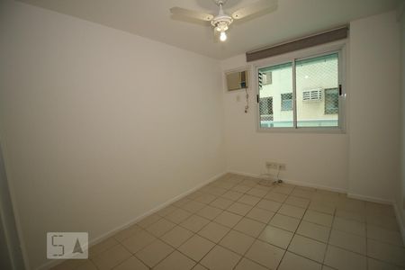 Quarto de apartamento para alugar com 2 quartos, 71m² em Freguesia (jacarepaguá), Rio de Janeiro