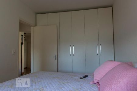 Quarto 1 de apartamento para alugar com 2 quartos, 60m² em Tristeza, Porto Alegre
