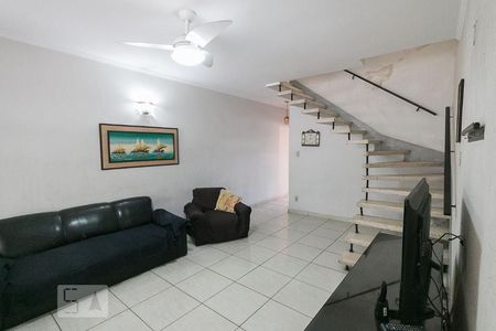 Sala de casa para alugar com 3 quartos, 160m² em Vila das Mercês, São Paulo