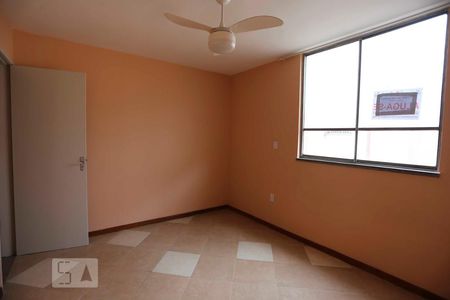 Quarto 1 de apartamento para alugar com 2 quartos, 55m² em Santa Rosa, Niterói