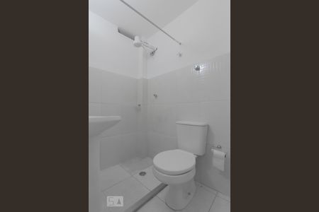 Banheiro de Apartamento com 1 quarto, 35m² Aclimação