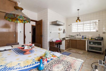 Casa à venda com 240m², 3 quartos e 3 vagasCozinha