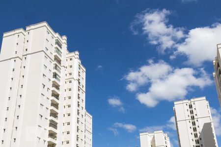 Apartamento para alugar com 80m², 2 quartos e 1 vagaFachada do bloco
