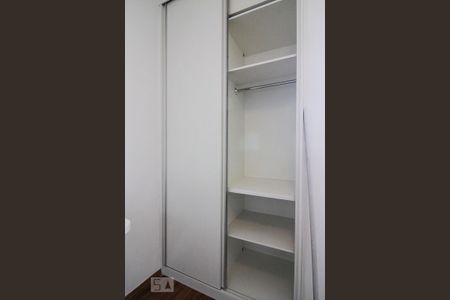 Apartamento para alugar com 58m², 2 quartos e 1 vagaQuarto