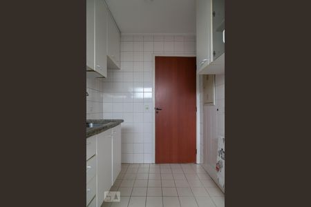 Apartamento à venda com 63m², 3 quartos e 2 vagas Apartamento à venda com 63m², 3 quartos e 2 vagasCozinha