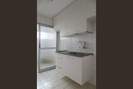 Apartamento à venda com 63m², 3 quartos e 2 vagas Apartamento à venda com 63m², 3 quartos e 2 vagasCozinha