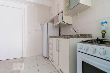 Cozinha de apartamento à venda com 2 quartos, 53m² em Teresópolis, Porto Alegre