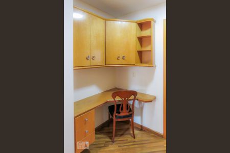 Apartamento para alugar com 127m², 3 quartos e 3 vagasEscritorio 