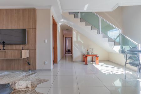 Apartamento para alugar com 175m², 3 quartos e 2 vagasSala