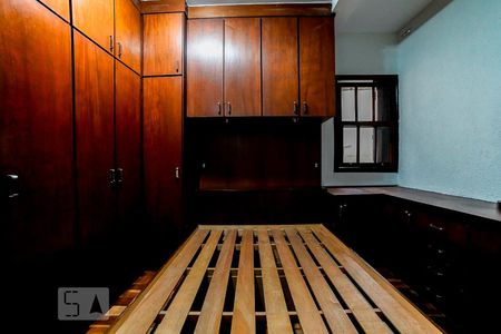 Quarto 2 de casa para alugar com 3 quartos, 80m² em Vila Guilherme, São Paulo