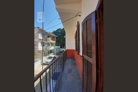 Apartamento para alugar com 80m², 2 quartos e 1 vagavaranda