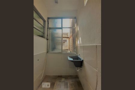 Apartamento para alugar com 80m², 2 quartos e 1 vagaÁrea de Serviço