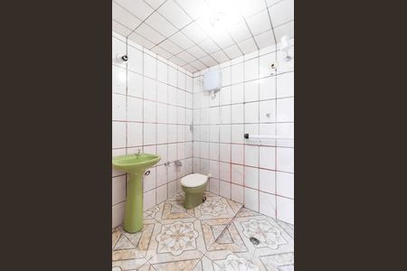 Banheiro de casa à venda com 1 quarto, 60m² em Jardim das Camélias, São Paulo