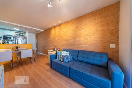 Sala de apartamento para alugar com 2 quartos, 74m² em Campestre, Santo André
