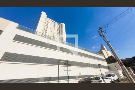 Apartamento à venda com 76m², 3 quartos e 2 vagas Apartamento à venda com 76m², 3 quartos e 2 vagasFachada