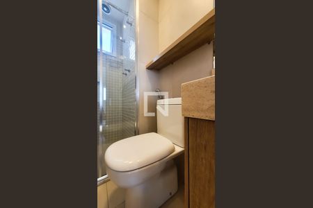 Banheiro de apartamento à venda com 3 quartos, 76m² em Ponte Preta, Campinas