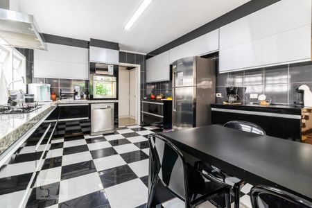 Cozinha de casa de condomínio à venda com 4 quartos, 340m² em Alphaville, Santana de Parnaíba